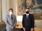 Guillermo Chaves junto al embajador de Brasil
