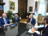 Visita oficial del canciller griego