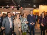 Visita guiada del cuerpo diplomático por la feria ArteBA