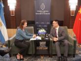 Canciller Mondino con empresarios chinos