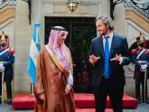 El canciller Santiago Cafiero y su par saudita, Su Alteza el Príncipe Faisal Bin Farhan Al Saud