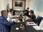 Secretaria Cecilia Todesca Bocco y viceministra de Economía, Comercio e Industria de Japón Ota Fusae
