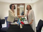 Secretaria Cecilia Todesca Bocco y subsecretaria de Comercio Exterior de México Luz María de la Mora Sánchez