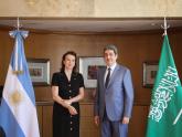 Reunión de la canciller Diana Mondino con el embajador de Arabia Saudita