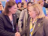 Canciller Diana Mondino y Hillary Clinton