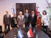 Reunión con Parlamentarios de Indonesia