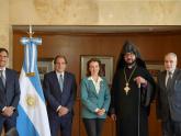 Mondino recibió a representantes de la comunidad armenia