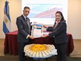 Donación de la Bandera Argentina al Museo de la Diplomacia