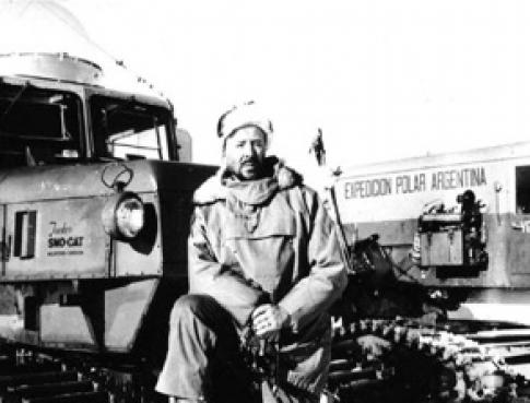 Jorge Edgard Leal, primer director de la DNA
