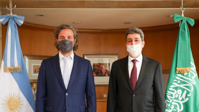 Cafiero y el embajador de Arabia Saudita