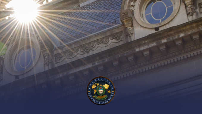 El Canciller Quirno mantuvo encuentros bilaterales en Washington con Canadá y Perú