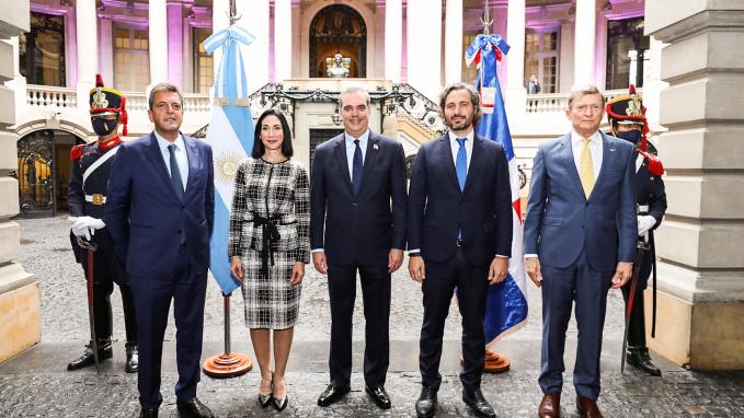 Cafiero_Bilateral con el Presidente de Dominicana