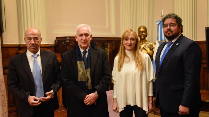 Nuevos embajadores en Venezuela, Ecuador y Honduras_Senado
