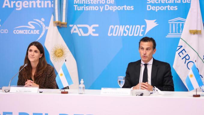 Guillermo Chaves e Inés Arrondo