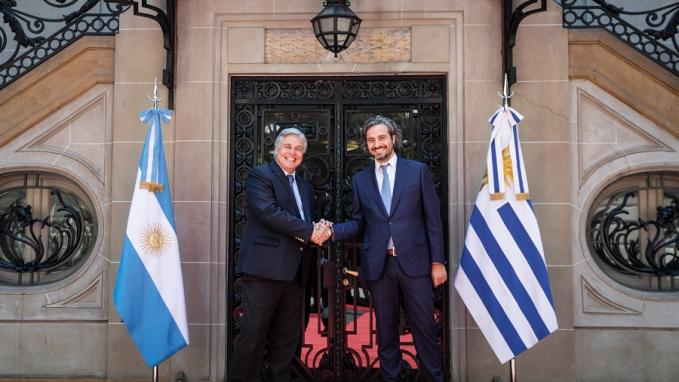 Cancilleres Santiago Cafiero y Francisco Bustillo