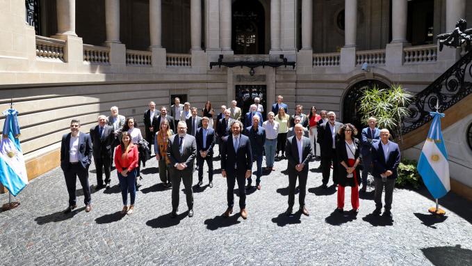 Cafiero y Kulfas con 50 Pymes exportadoras