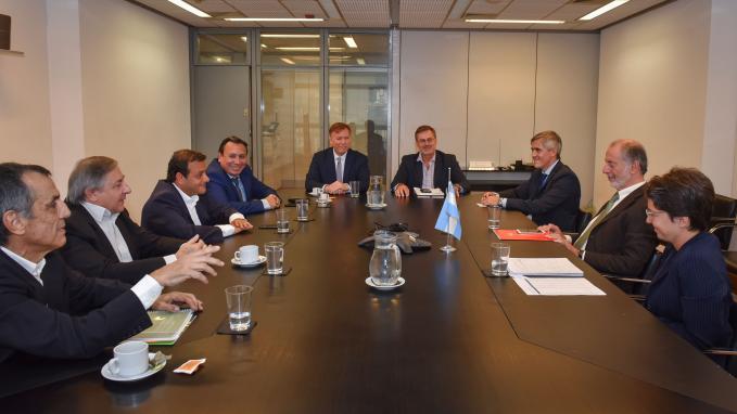 La Cancillería quiere estimular las exportaciones de yerba mate