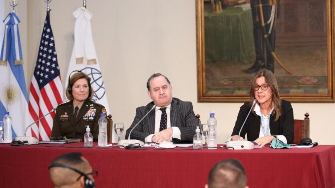 Acto de donación de insumos 