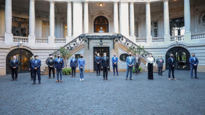 Canciller Solá con intendentes de la Provincia de Buenos Aires