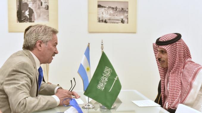 Felipe Solá_Bilateral con par de Arabia Saudita, Faisal Bin Farhan Al Saud 