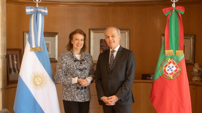 Meeting of Foreign Minister Mondino with the Ambassador of Portugal 
