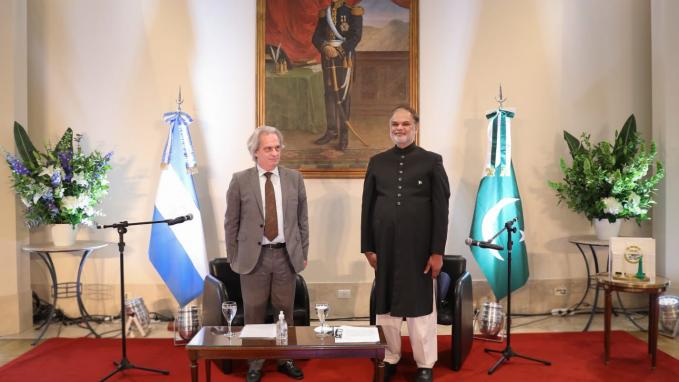 Argentina Pakistán 70 años