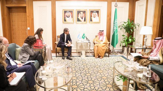 El canciller Cafiero en Arabia Saudita