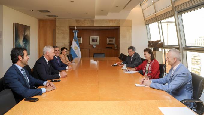Reunión con el Secretario General de la International Chamber of Commerce (ICC), John Denton