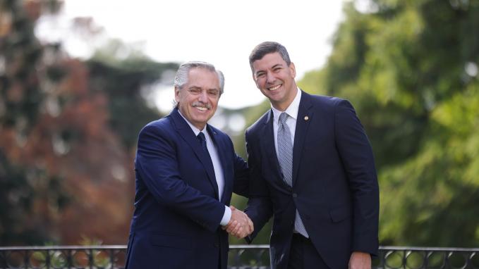 Alberto Fernández recibió al presidente electo de Paraguay, Santiago Peña