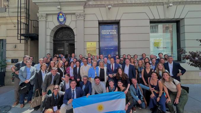 Diplomacia económica en acción: Argentina concluye su hub tecnológico en Nueva York