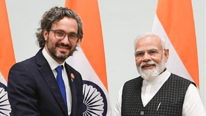 Santiago Cafiero con el Primer Ministro de la India, Narendra Modi
