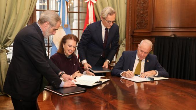 Argentina y Suiza suscribieron un Convenio de Seguridad Social 