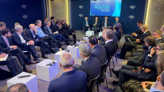 Foro de Davos: La Canciller Mondino participó de reuniones con empresas líderes y tuvo bilaterales 