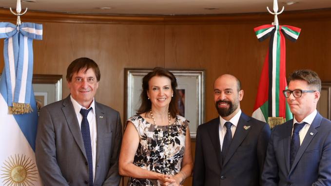 Reunión de trabajo de la Canciller Mondino y el Presidente del CONICET con el Embajador de los Emiratos Árabes Unidos