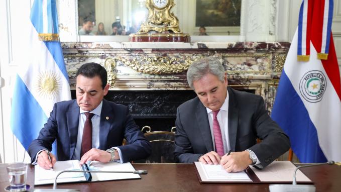 Los Cancilleres de Argentina y Paraguay firmaron el Acuerdo bilateral sobre Servicios Aéreos