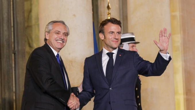 Presidentes Alberto Fernández y Emmanuel Macron_Foro por la Paz
