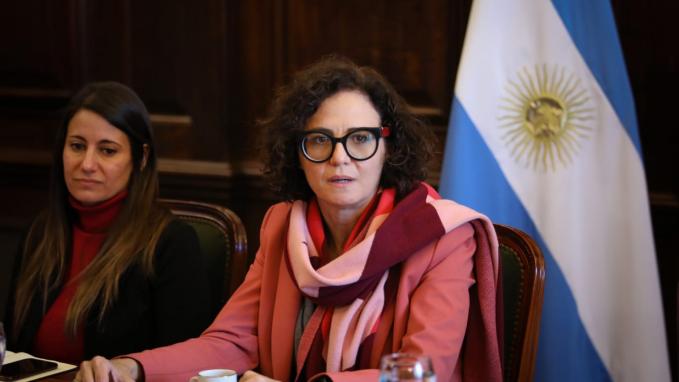 Secretaria Cecilia Todesca Bocco con empresas argentinas de la industria alimenticia y del sector software