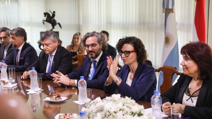MCM A PARAGUAY - cller Cafiero y CTB