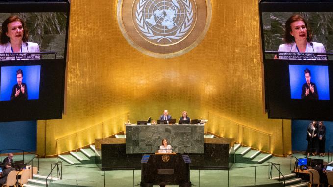  Asamblea General de la ONU: Mondino inició su agenda diplomática en Nueva York y se reunió con sus pares de Ucrania y Qatar