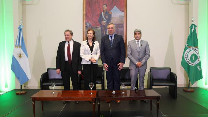 Iftar: Foreign Minister Mondino and the Secretary Sánchez met with the members of the governing board of CIRA