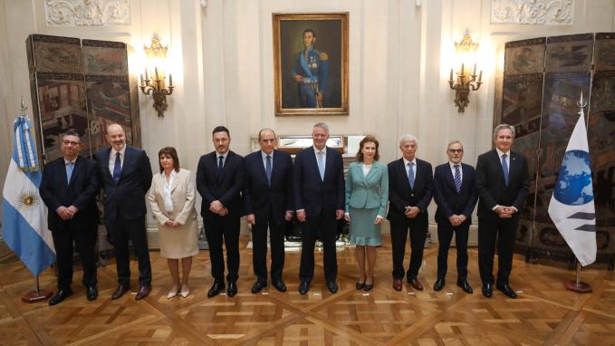La Canciller Diana Mondino recibió al Secretario General de la OCDE, Mathias Cormann 