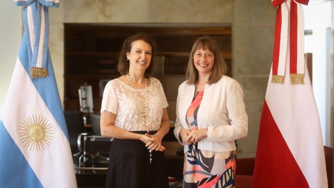 Argentina y Polonia: reunión de la Canciller con la Embajadora para avanzar en los temas centrales de la agenda bilateral