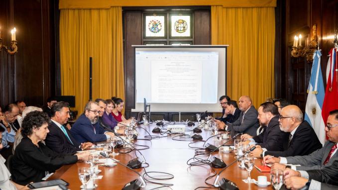 Argentina y Paraguay avanzan en su conectividad e integración física