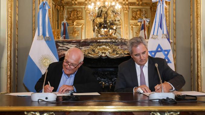 Quirno suscribió junto a Haim Katz un Memorándum de Entendimiento