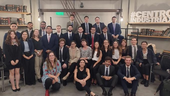 Visita de becarios del ISEN al proyecto Ruta X de la Unión Industrial Argentina