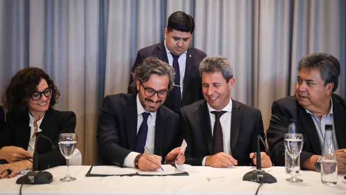 Canciller Cafiero y gobernador Uñac