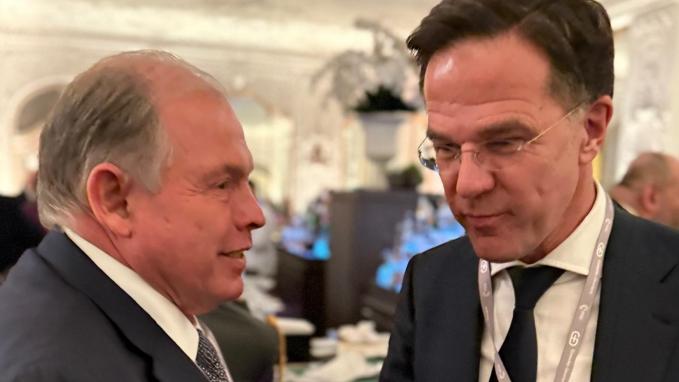 El Canciller Werthein y el Secretario General de la OTAN, Mark Rutte, en la 61º Conferencia de Seguridad en Munich
