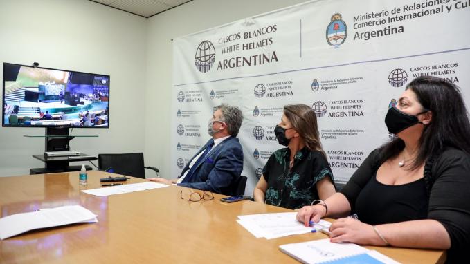 La Comisión Cascos Blancos obtuvo un respaldo histórico de la ONU en la adopción de su Resolución