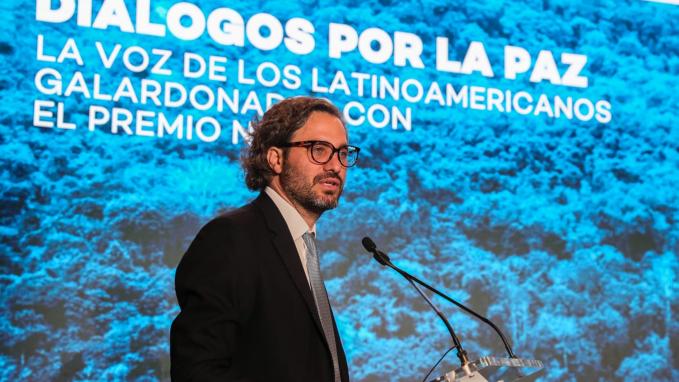 Diálogos por la paz. La voz de latinoamericanos galardonados con el Premio Nobel
