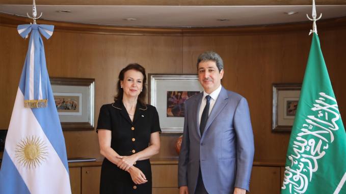 Reunión de la canciller Diana Mondino con el embajador de Arabia Saudita